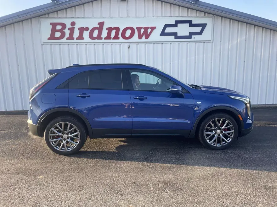 2021 Cadillac XT4 Sport photo 1