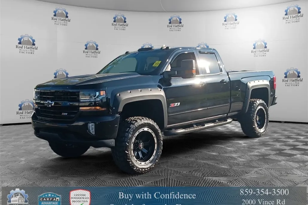 2018 Chevrolet Silverado 1500 LT2 photo 1