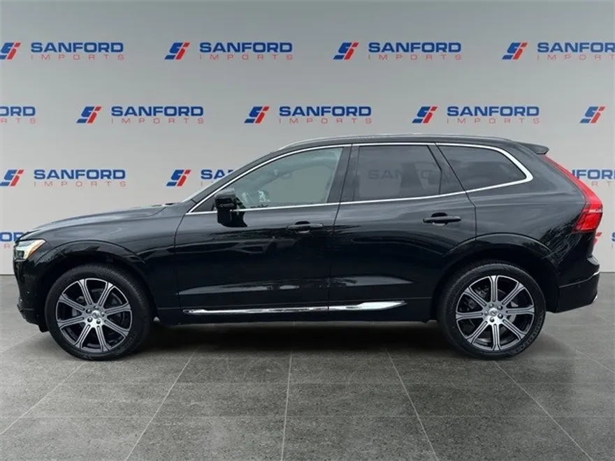 2021 Volvo XC60 T5 Inscription photo 1