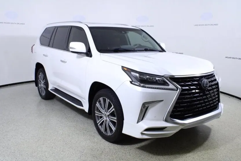 2017 Lexus LX 570 photo 1
