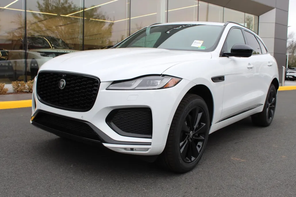 2026 Jaguar F-PACE P250 R-Dynamic S photo 1