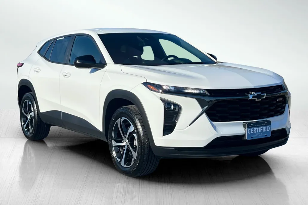 2024 Chevrolet Trax photo 1