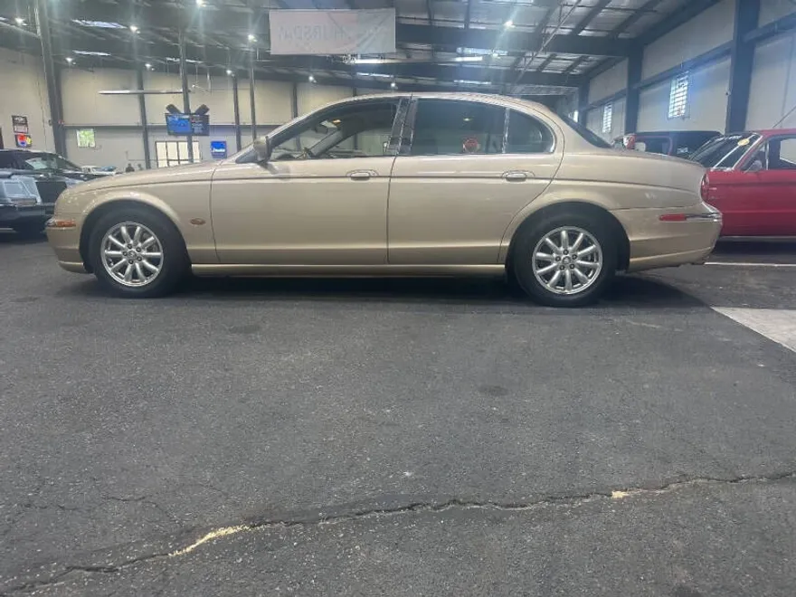 2001 Jaguar S-Type photo 1