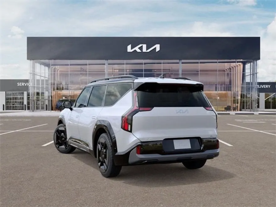 2026 Kia EV9 GT-Line photo 1