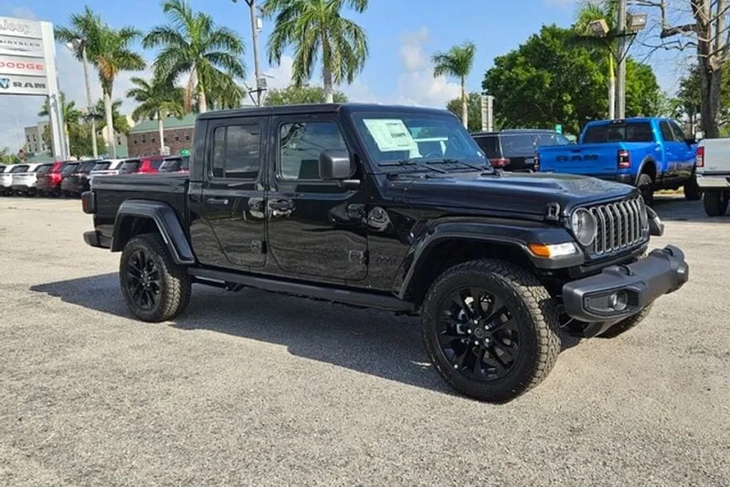 2025 Jeep Gladiator Sport photo 1