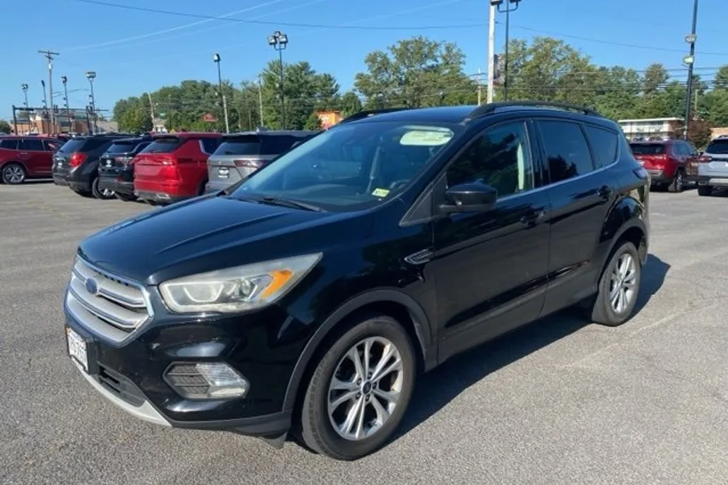 2018 Ford Escape SEL photo 1
