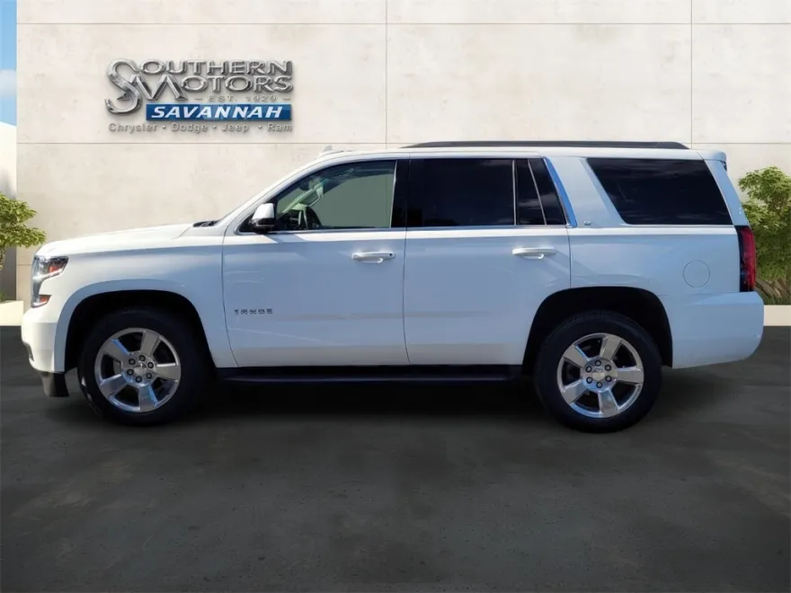 2016 Chevrolet Tahoe LT photo 1