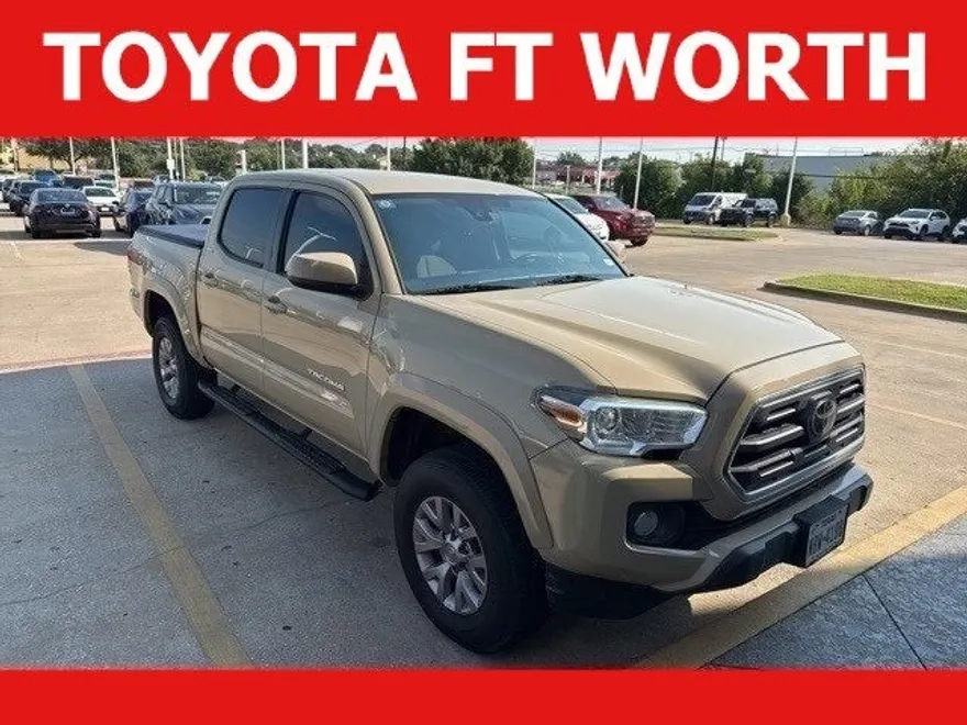 2019 Toyota Tacoma SR5 V6 photo 1
