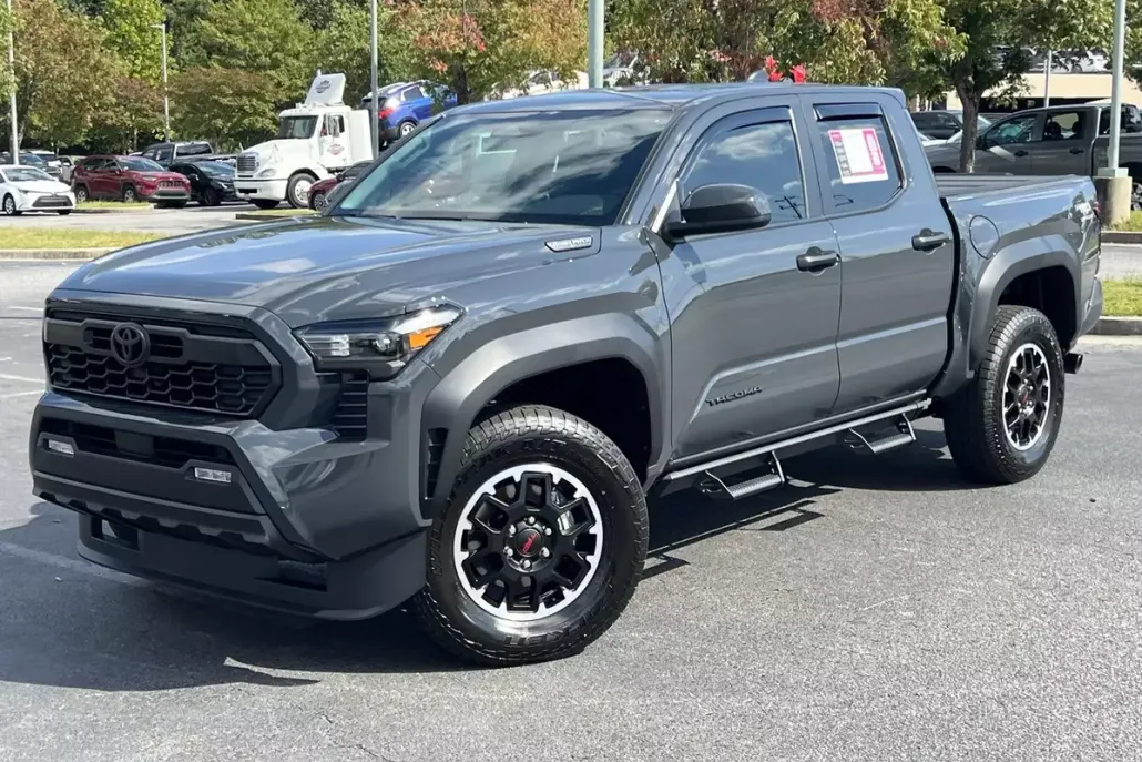 2025 Toyota Tacoma TRD Off-Road photo 1