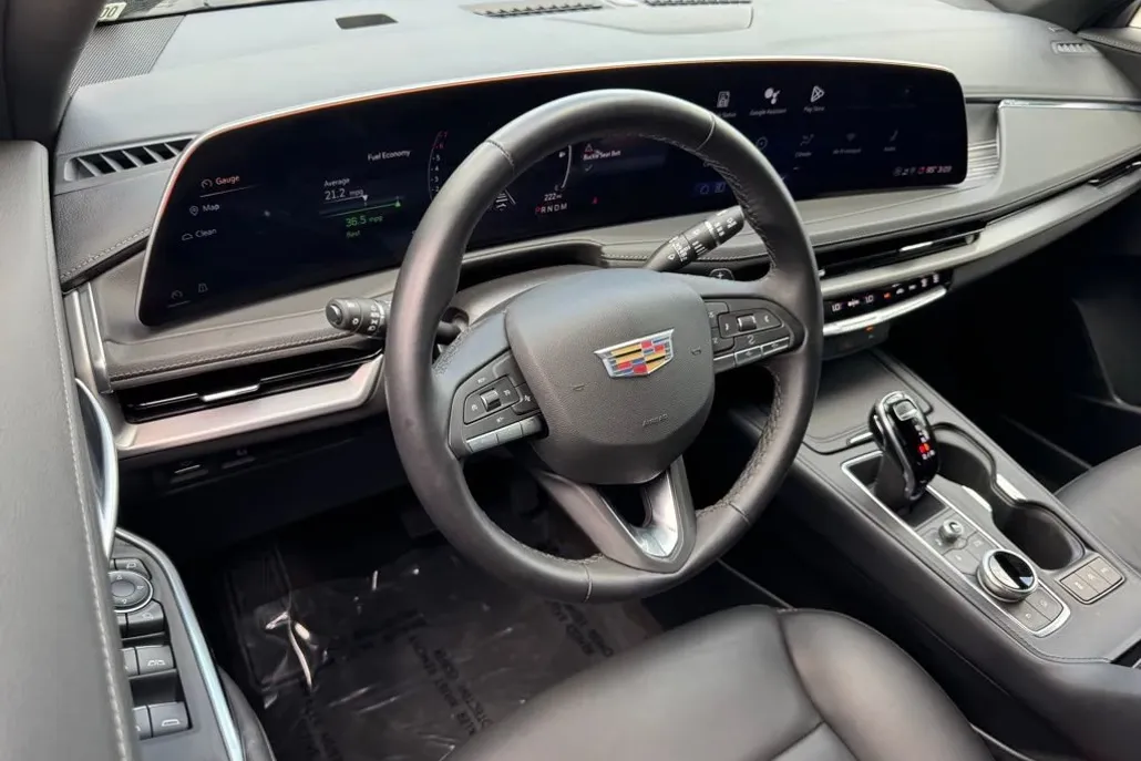 2025 Cadillac XT4 Premium Luxury photo 1