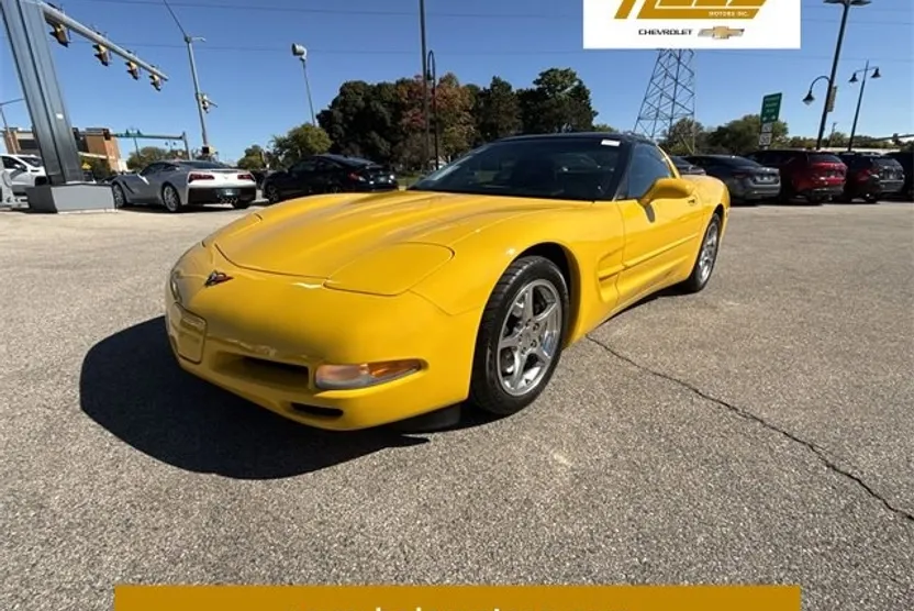2002 Chevrolet Corvette Base photo 1