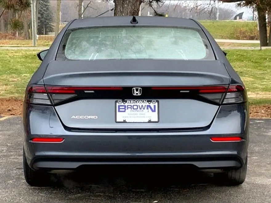 2025 Honda Accord SE photo 1