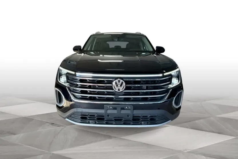 2024 Volkswagen Atlas SE Technology photo 1