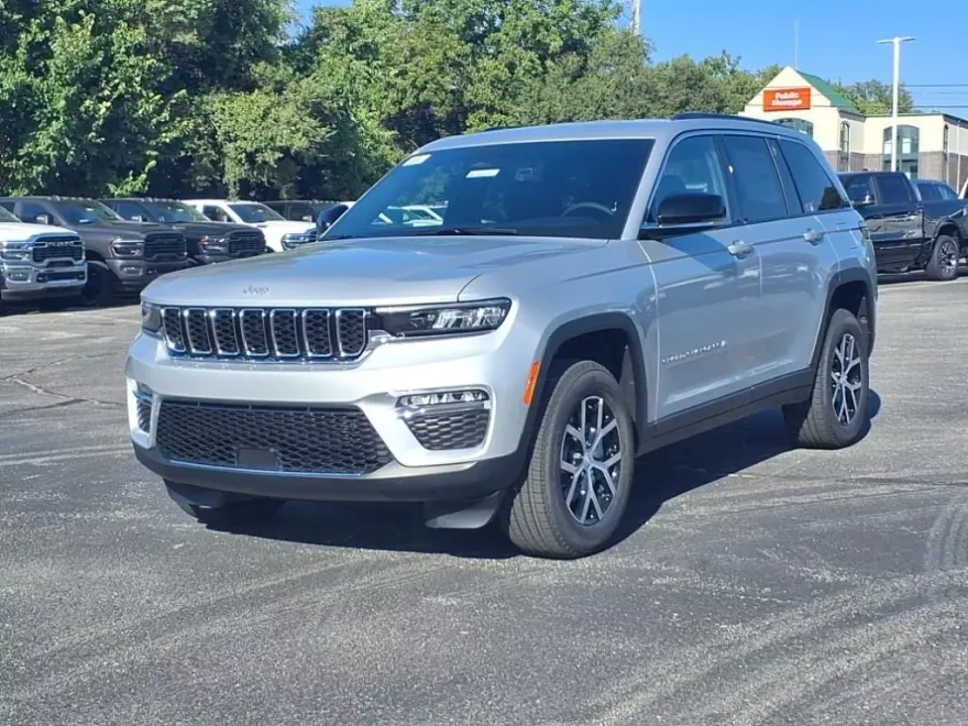 2025 Jeep Grand Cherokee Limited photo 1
