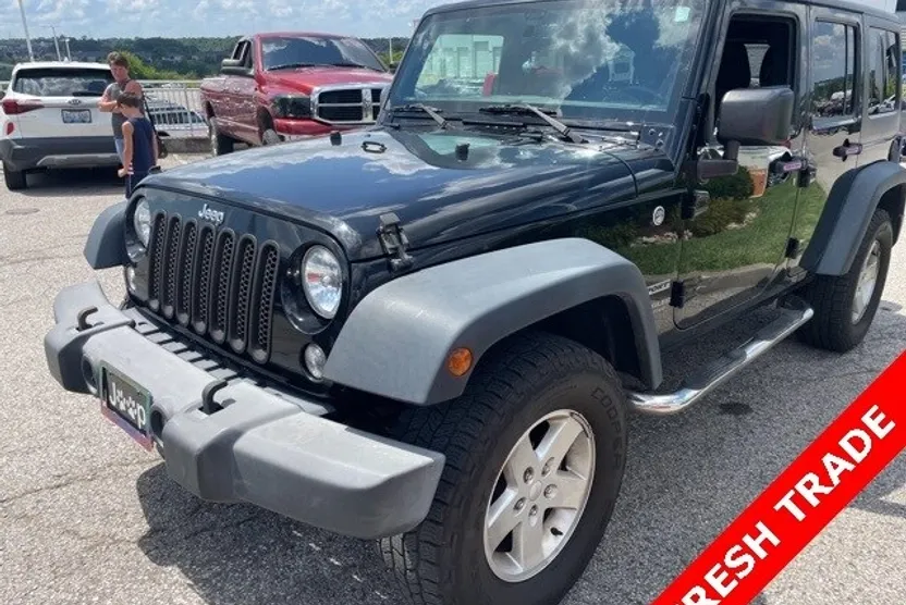 2016 Jeep Wrangler Unlimited Sport photo 1