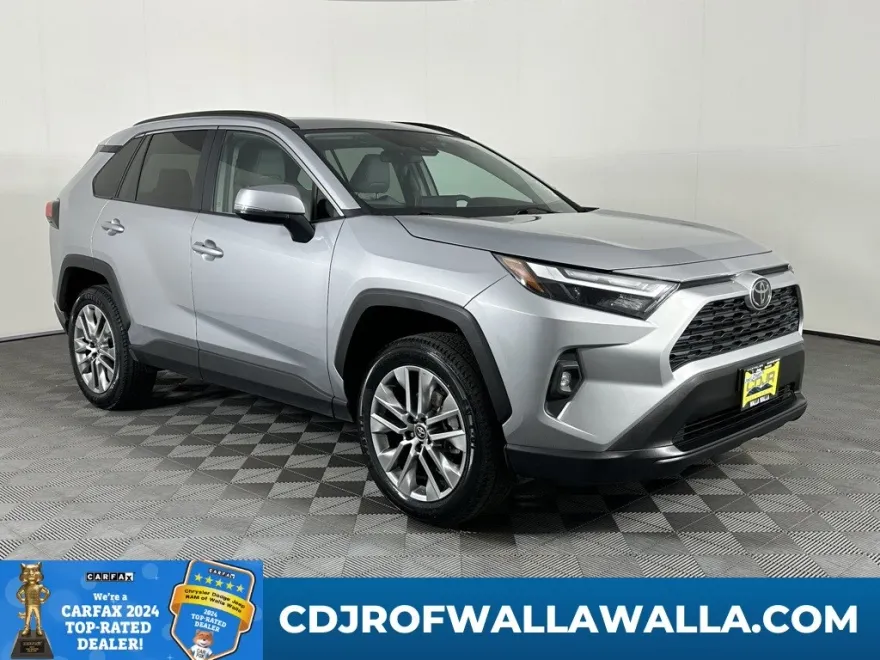2024 Toyota RAV4 XLE Premium photo 1