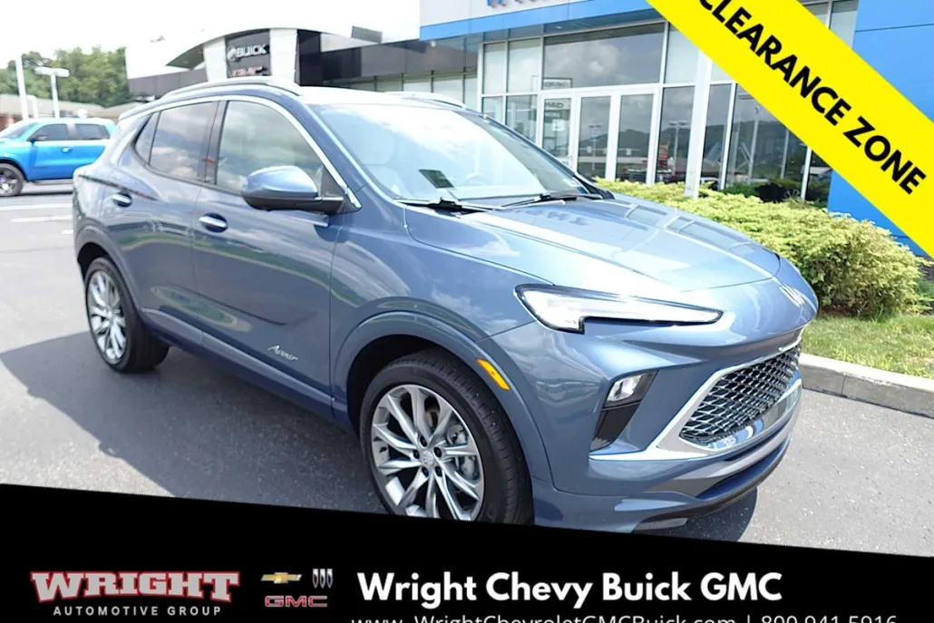2024 Buick Encore GX Avenir photo 1