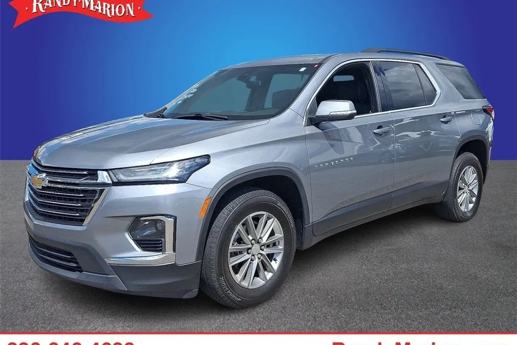 2023 Chevrolet Traverse Leather photo 1