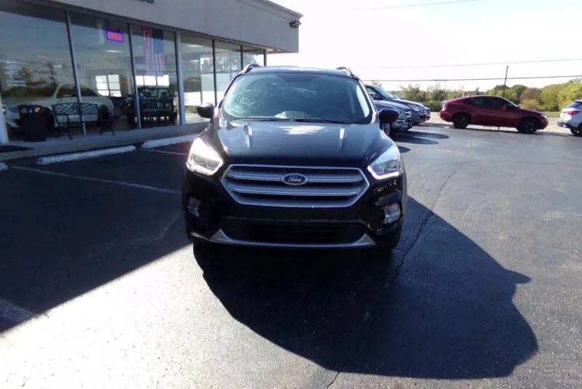 2018 Ford Escape SEL photo 1