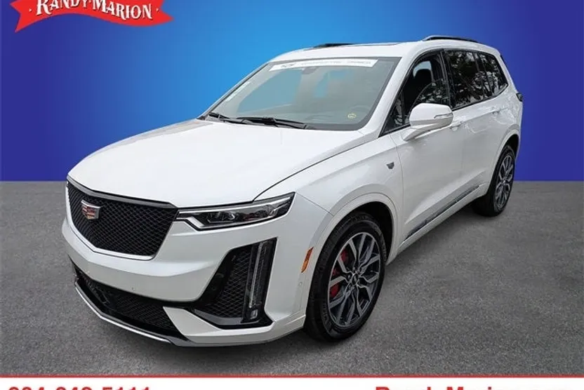 2025 Cadillac XT6 Sport photo 1