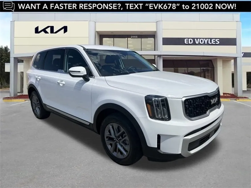 2024 Kia Telluride LX photo 1