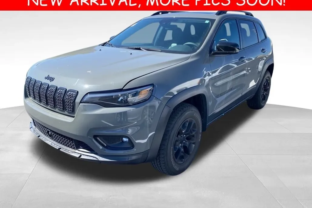 2022 Jeep Cherokee Latitude photo 1
