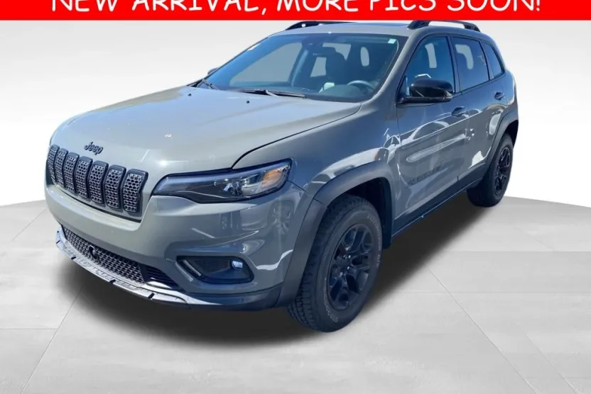 2022 Jeep Cherokee Latitude photo 1
