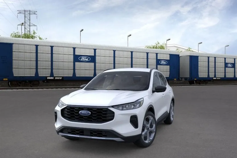2026 Ford Escape ST-Line photo 1