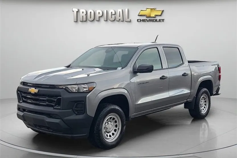 2025 Chevrolet Colorado LT photo 1