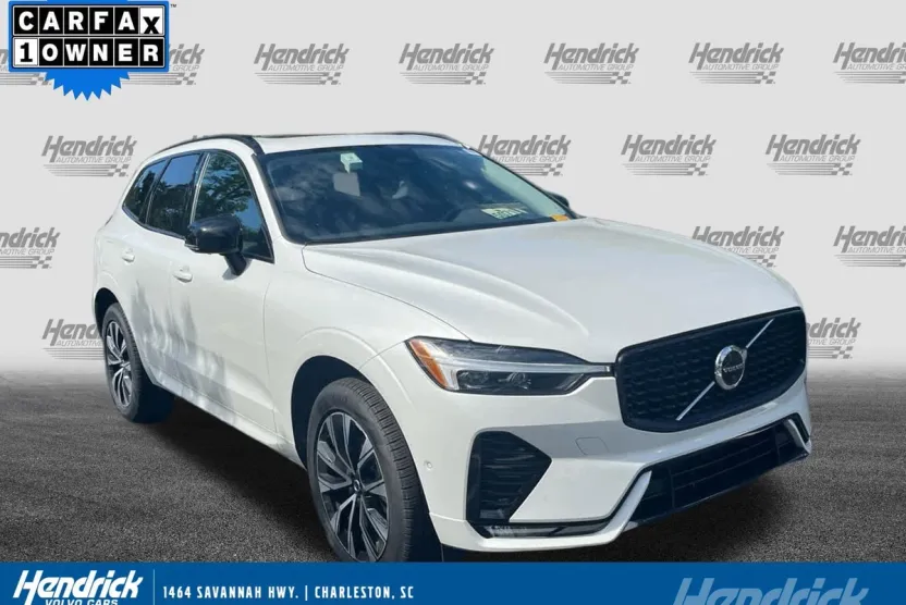 2025 Volvo XC60 Plus photo 1