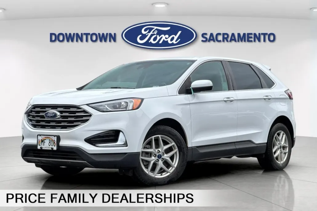 2022 Ford Edge SEL photo 1