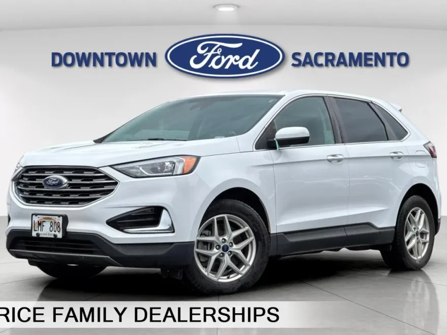 2022 Ford Edge SEL photo 1