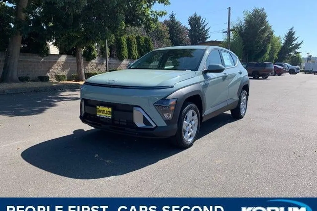 2026 Hyundai Kona SE photo 1