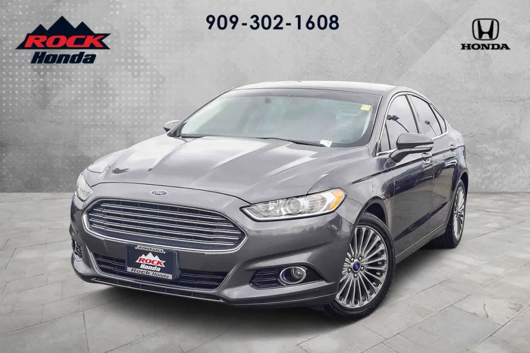 2015 Ford Fusion Titanium photo 1