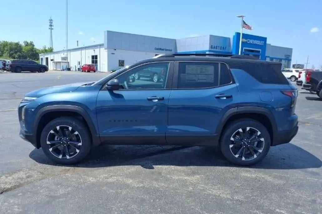 2026 Chevrolet Equinox RS photo 1