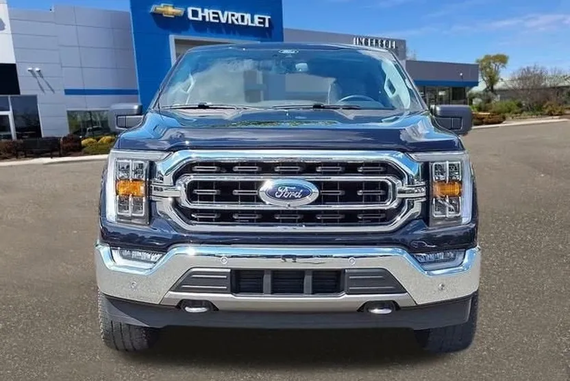 2021 Ford F-150 XLT photo 1