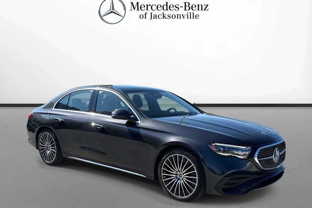2025 Mercedes Benz E 350 4MATIC Sedan photo 1