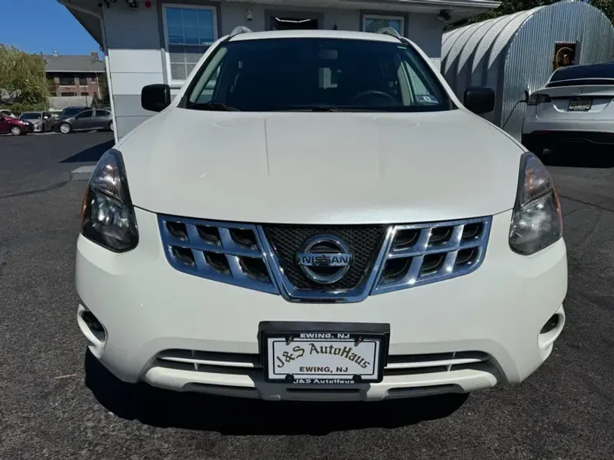 2015 Nissan Rogue Select AWD S photo 1