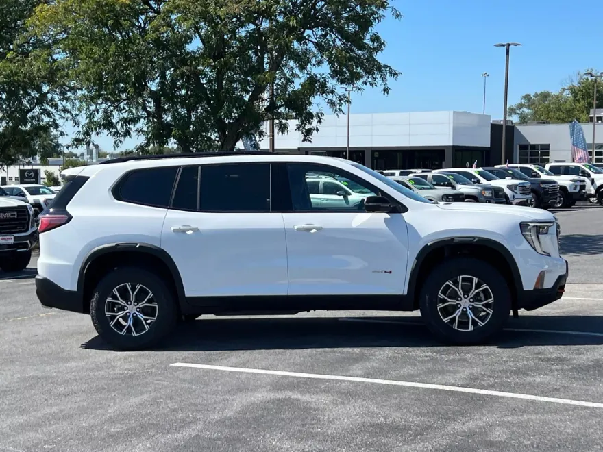 2026 Gmc Acadia AT4 photo 1