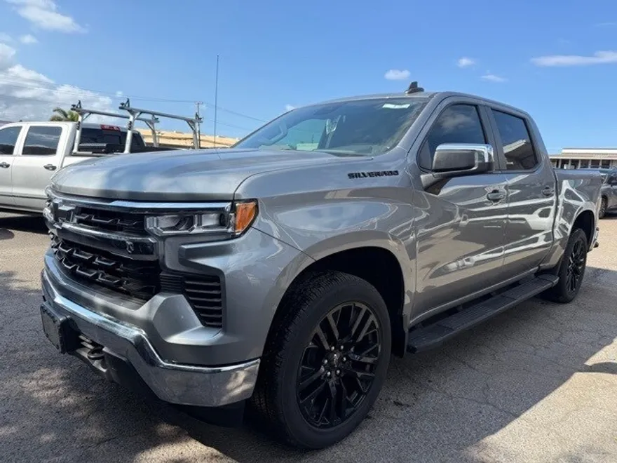 2024 Chevrolet Silverado 1500 LT photo 1