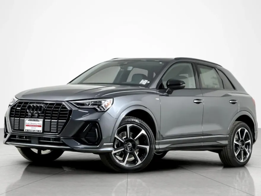 2025 Audi Q3 S line Premium Plus 45 TFSI photo 1