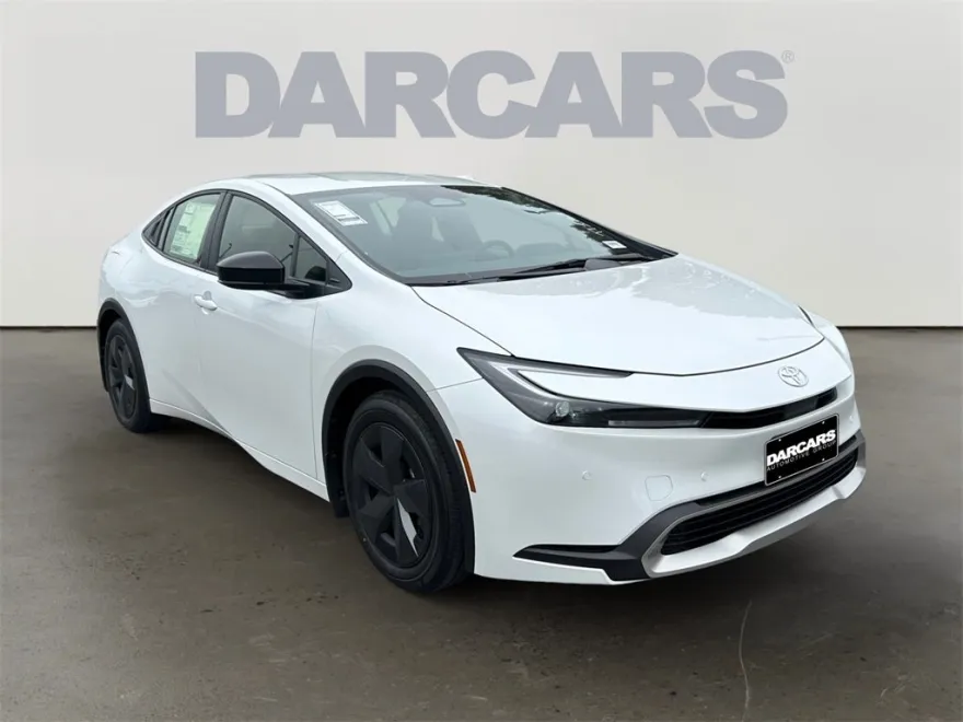 2026 Toyota Prius Plug-in Hybrid SE photo 1