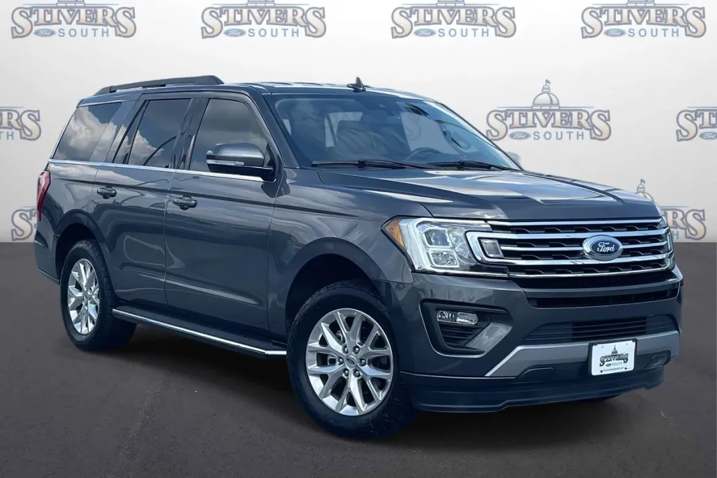 2020 Ford Expedition XLT photo 1