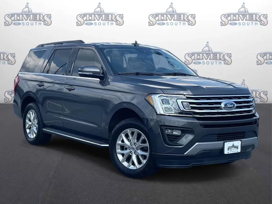 2020 Ford Expedition XLT photo 1