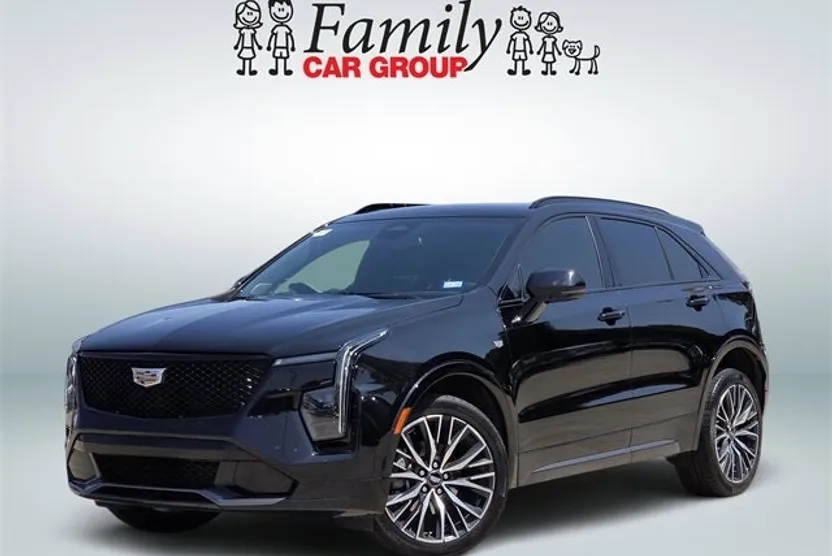 2024 Cadillac XT4 Sport photo 1