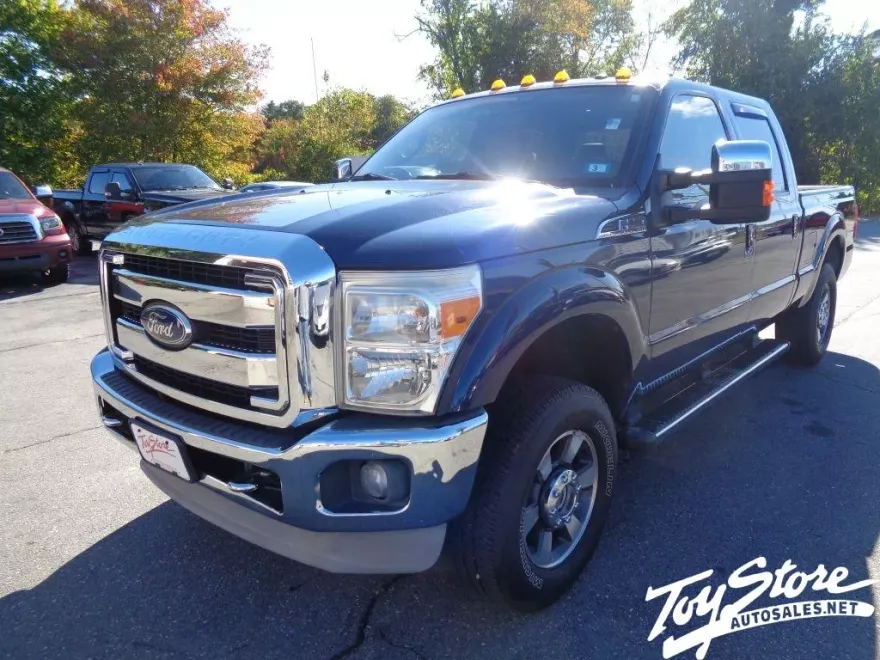2011 Ford F-250 Lariat photo 1