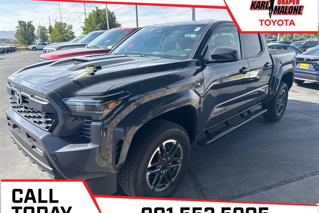 2025 Toyota Tacoma TRD Sport photo 1