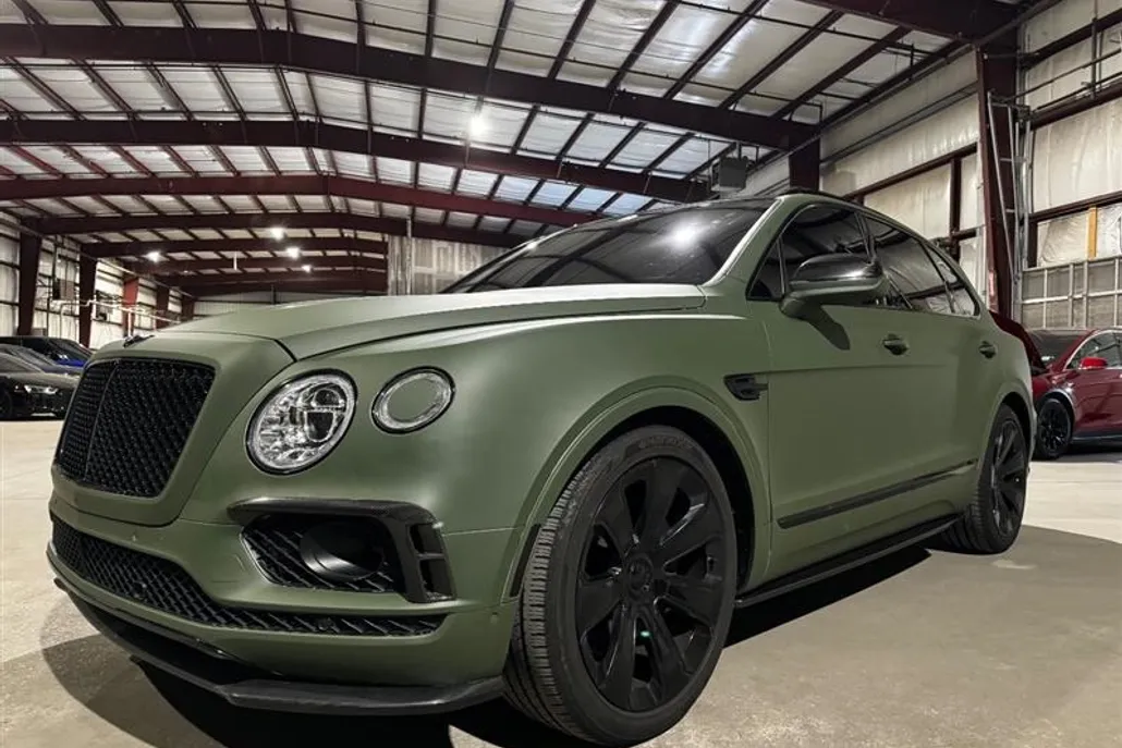 2017 Bentley Bentayga W12 photo 1