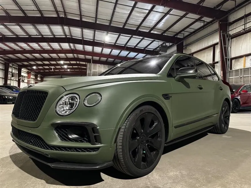 2017 Bentley Bentayga W12 photo 1