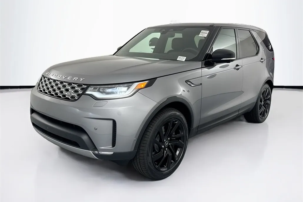 2025 Land Rover Discovery S photo 1